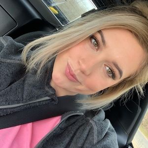 Meet your Posher, Allyson